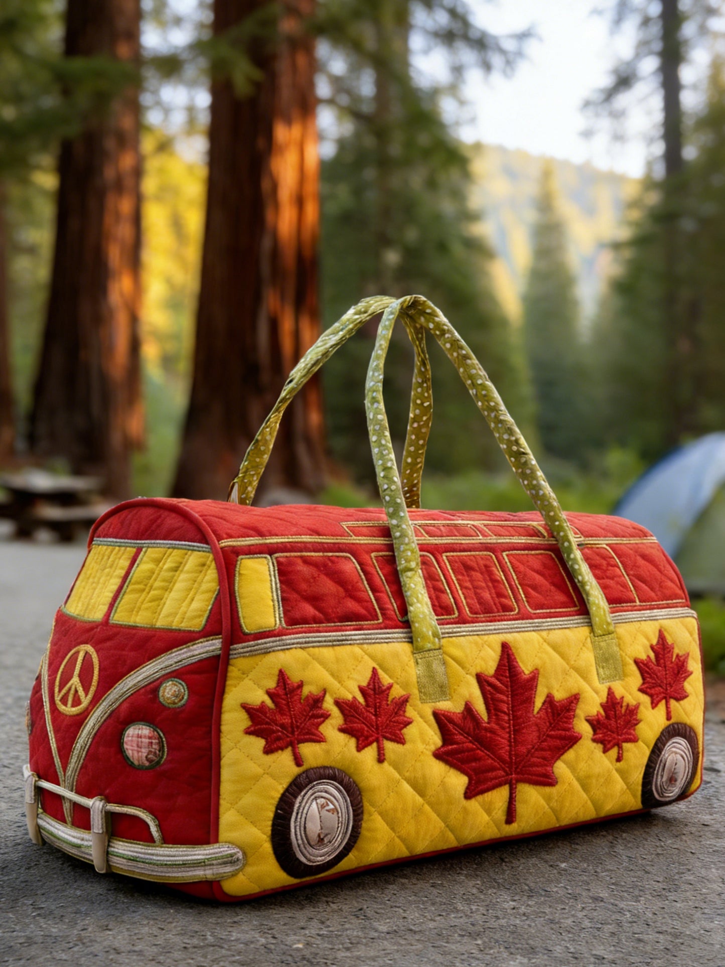 Maple Leaf Hippie Car Print Quilted Hand-Held Travel Bag
