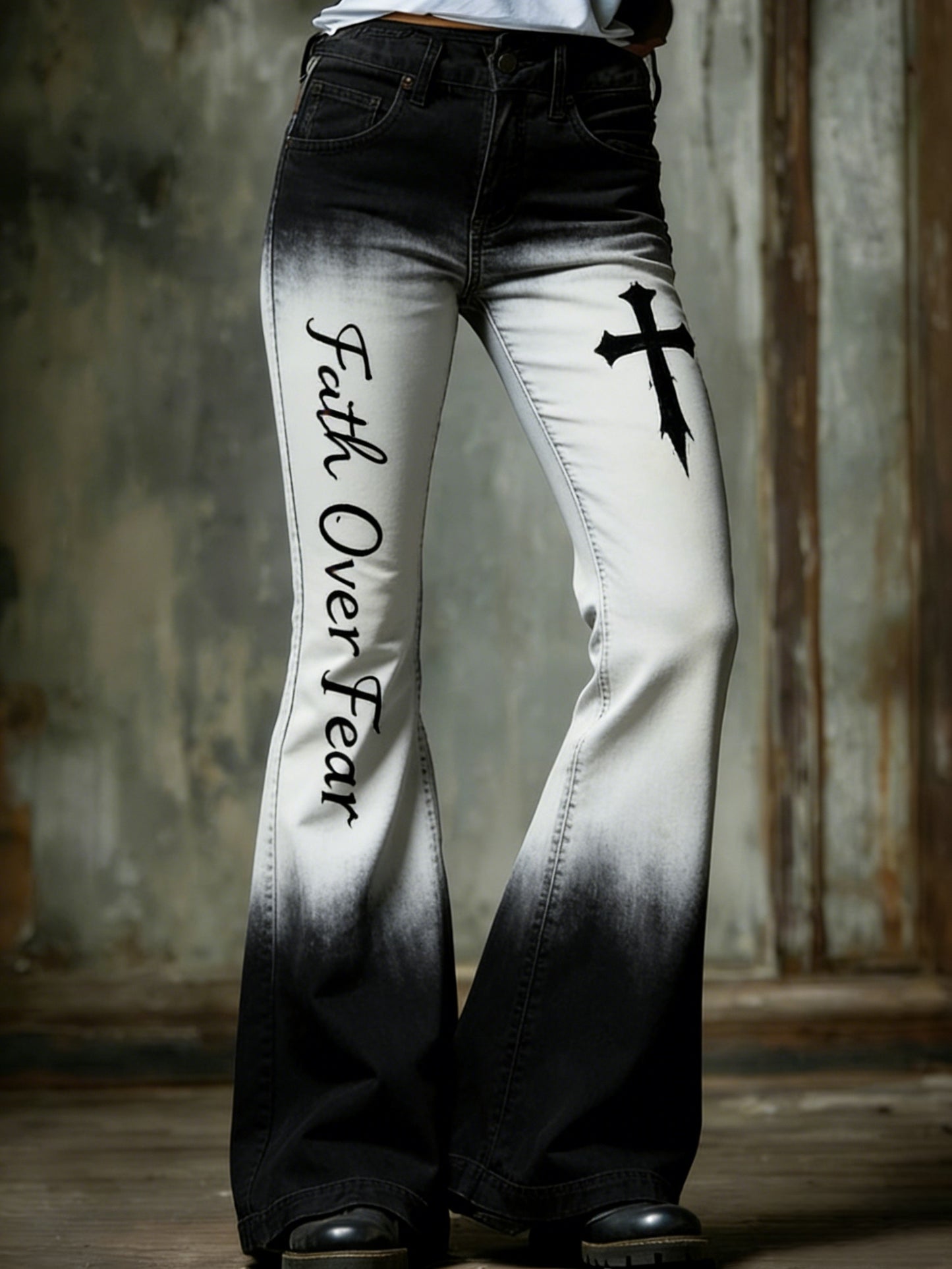 Women's  Retro Faith Cross Gradient Art Print Flared Trousers