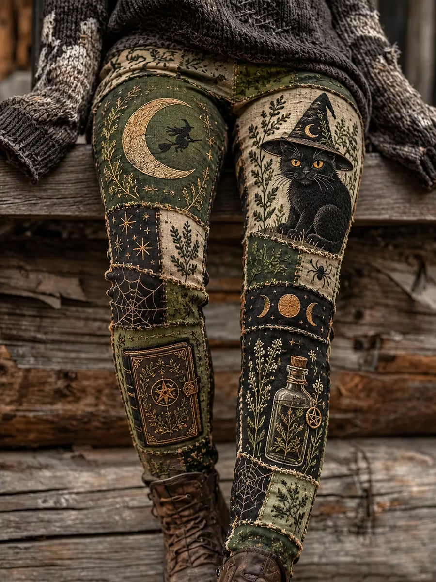 Women's Halloween Witch, Mystical Witchcraft Black Cat Leggings